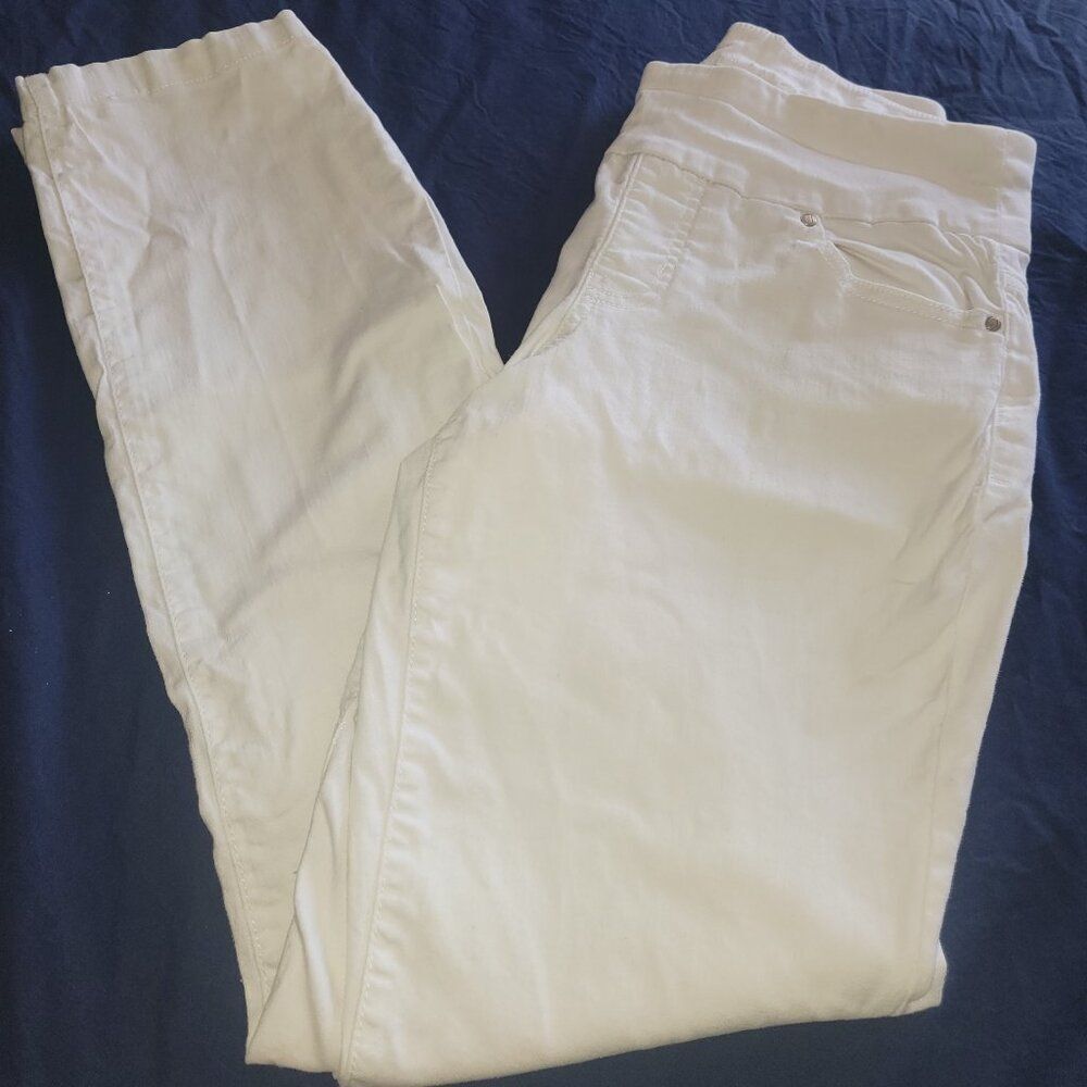 JAG crisp white jeans/ wide pullon waistband